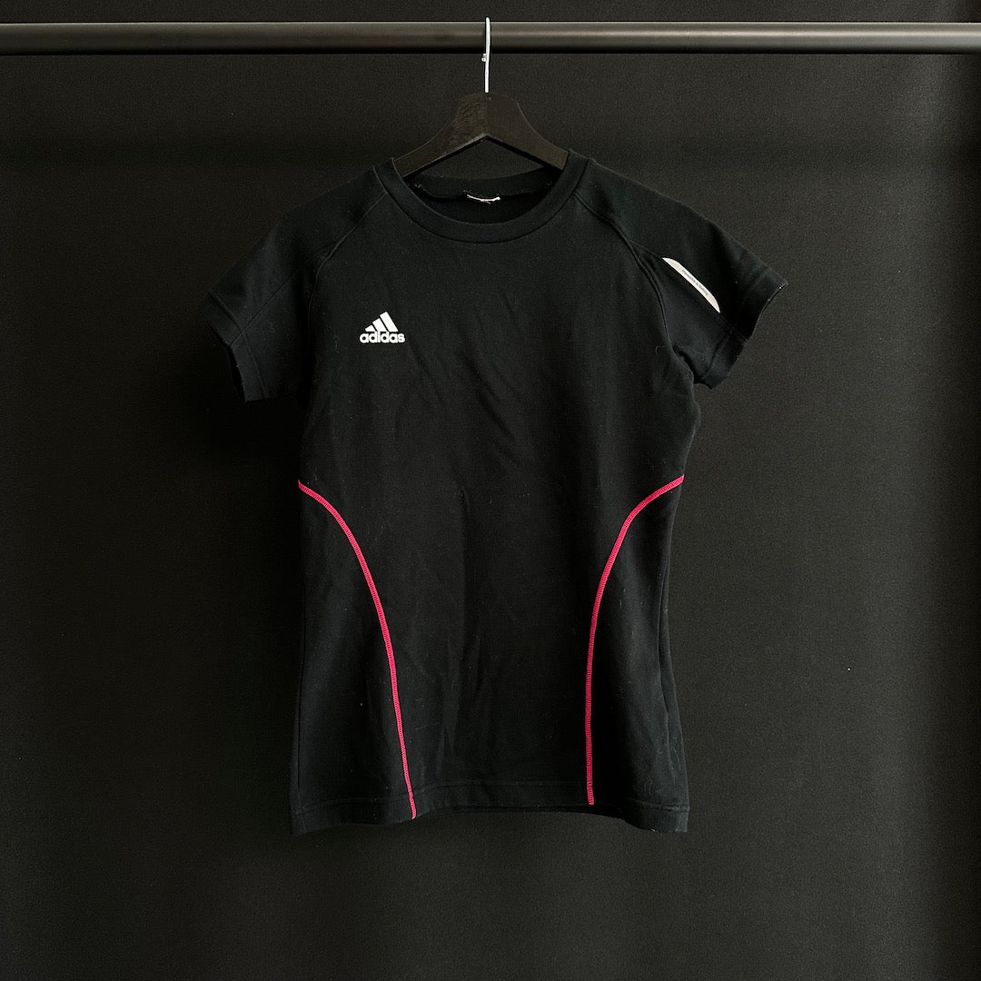 【adidas】アディダス ロゴ プリント Tシャツ ブラック レディース 古着 綿 ポリエステル スポーツ ウエア ラグランスリーブ タイト